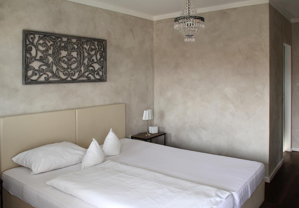 Hotel Zur Sonne Rimsting Bagian luar foto