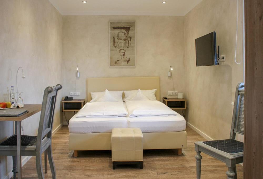 Hotel Zur Sonne Rimsting Bagian luar foto
